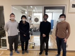 創業&開発メンバーの4名です